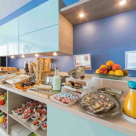 Ibis Styles La Rochelle Centre Hotel 3*